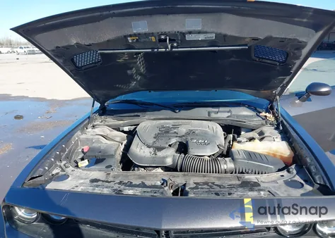 2022 Dodge Challenger Gt z USA, uszkodzony, nr VIN 2C3CDZJG8NH223685